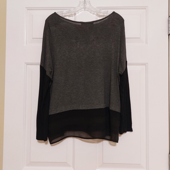 Grey Knit top with Black Trim - Picture 2 of 8